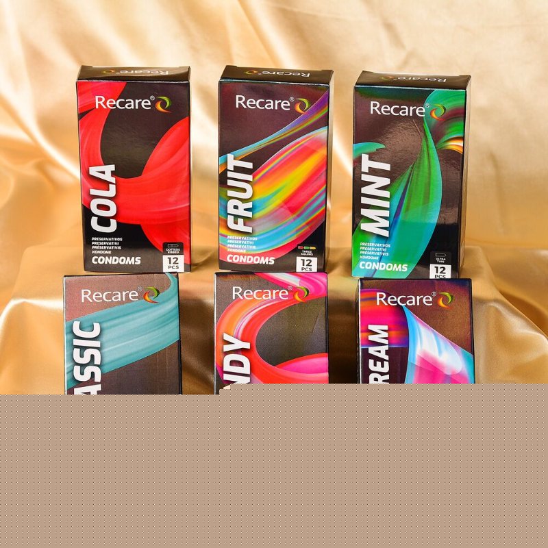 Презервативи Holographic Recare Classic Condoms 12 шт, класичні