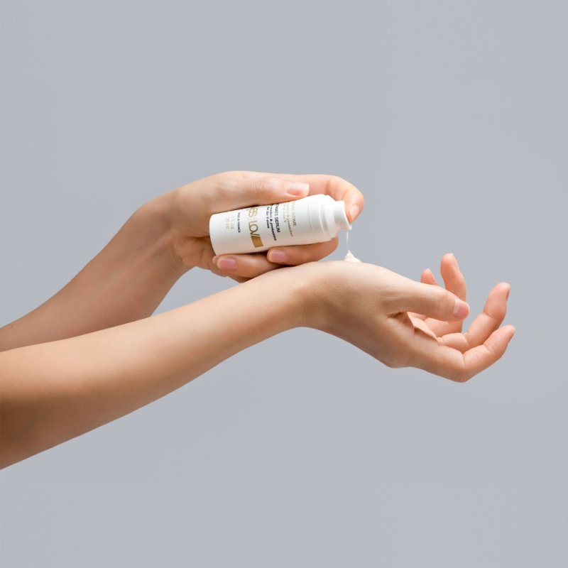 Зволожувальна сироватка для інтимної зони YESforLOV INTIMATE SERUM, на 99,5 % натуральна, унісекс