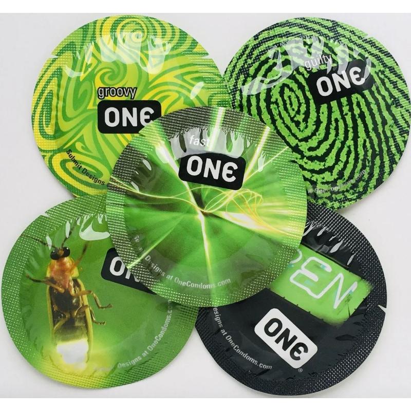 Презерватив светится в темноте 1 шт One Glowing Pleasures