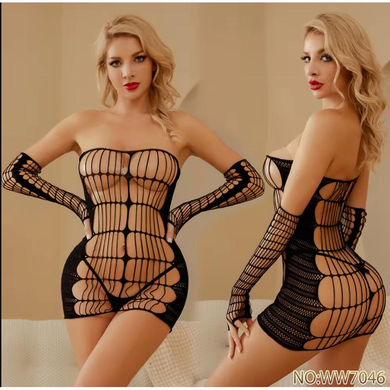 Очаровательное и откровенное короткое мини платье S/L