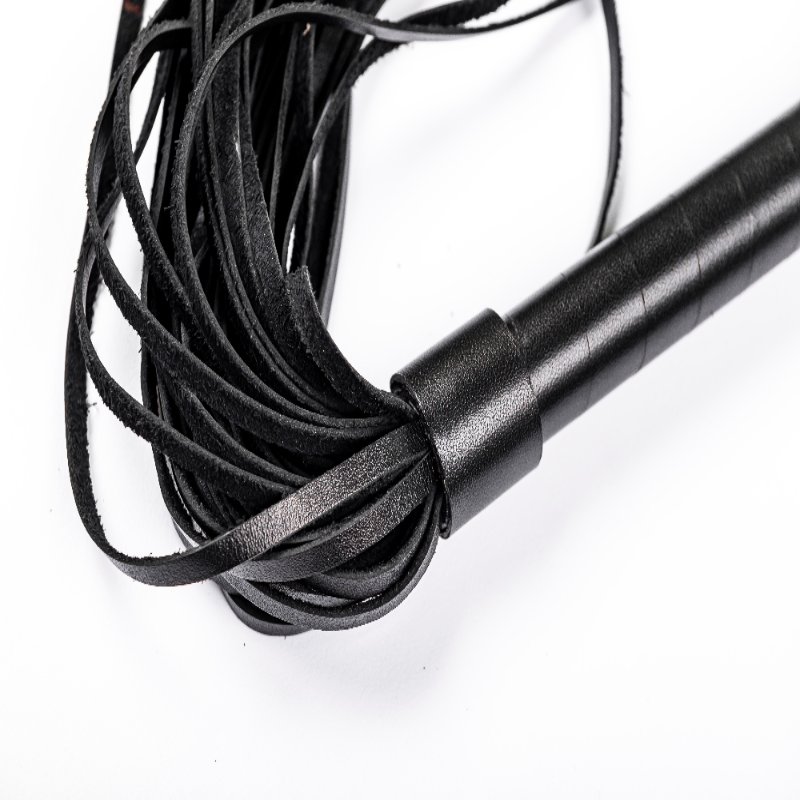 Плеть BDSM Desire из натуральной кожи