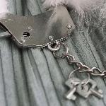 Наручники металеві Adrien Lastic Handcuffs White з білим пухнастим оздобленням - мініатюра 4