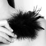 Мітелка Bijoux Indiscrets Pom Pom – feather tickler - мініатюра 2