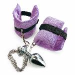 Наручники з металевою анальною пробкою Art of Sex Handcuffs with Metal Anal Plug size M Purple - мініатюра 3