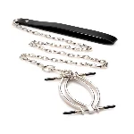 Затискач для статевих губ Master Series: Pussy Tugger Adjustable Vagina Clamp with Chain - мініатюра 1