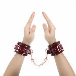 Шкіряні наручники Liebe Seele Wine Red Wrist Cuffs, знімний ланцюжок-кріплення - мініатюра 3