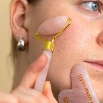 Набір масажерів гуаша Womanizer Gua Sha Set, ролер та скребок - мініатюра 5