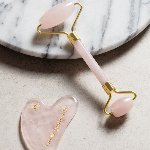 Набір масажерів гуаша Womanizer Gua Sha Set, ролер та скребок - мініатюра 4