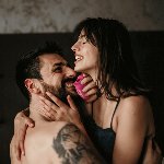 Вакуумний стимулятор Fun Factory Belle Raspberry, 11 режимів роботи, перезаряджуваний - мініатюра 9