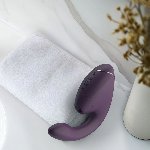 Подвійний вакуумний кліторальний стимулятор з вібрацією Womanizer Next Duo - Dark Purple - мініатюра 19