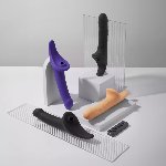 Вібронасадка для страпону з вакуумною стимуляцією Strap-On-Me Multi Orgasm Realistic Dildo L Black - мініатюра 9