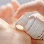 Зволожувальна сироватка для інтимної зони YESforLOV INTIMATE SERUM, на 99,5 % натуральна, унісекс - мініатюра 4