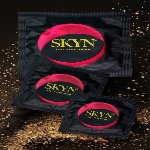 Безлатексные полиизопреновый презервативы SKYN Cherry Sunrise (Вишневое наслаждение) (по 1шт) - мініатюра 1